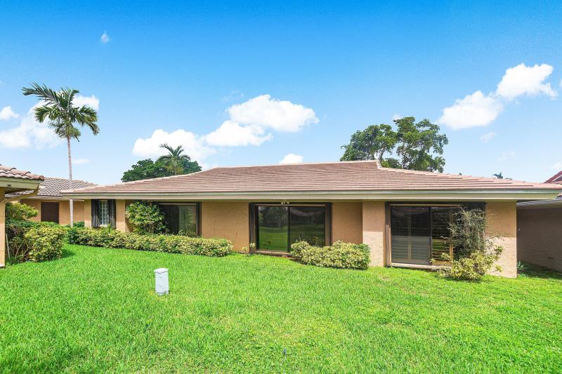  Condo & Townhome Photos