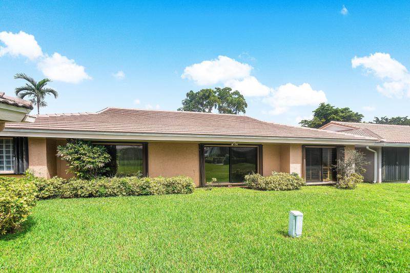  Condo & Townhome Photos