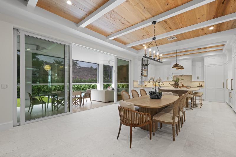  Single Family Homes Photo 13:  Delray Beach,  FL 33483