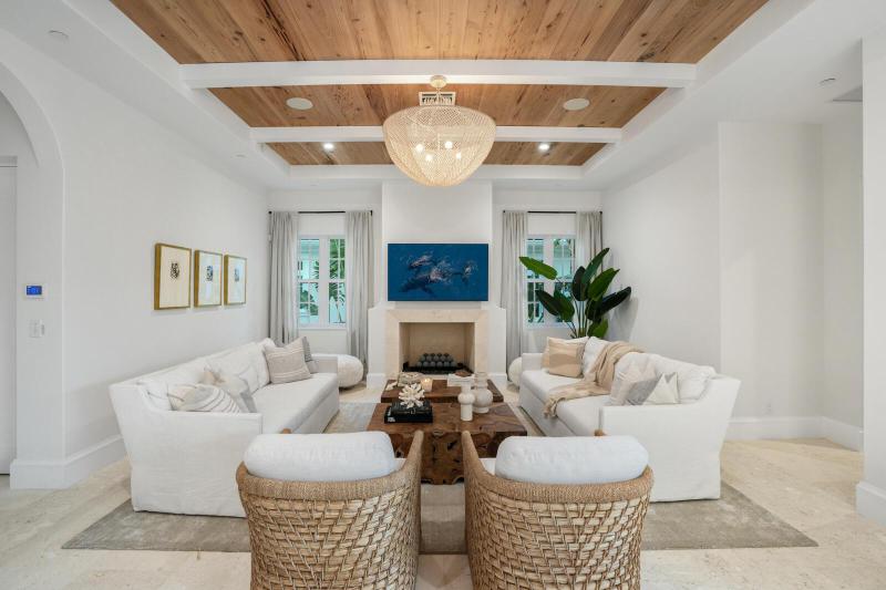  Single Family Homes Photo 8:  Delray Beach,  FL 33483
