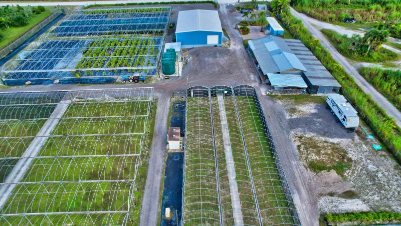  Commercial & Industrial Land Images 