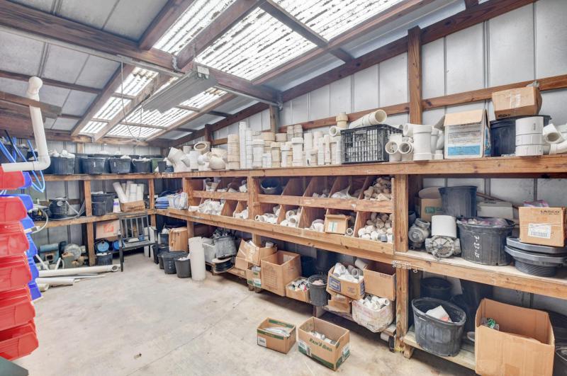  Commercial & Industrial Land Images 