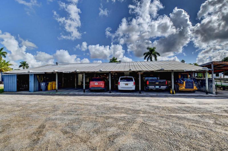  Commercial & Industrial Land Images 