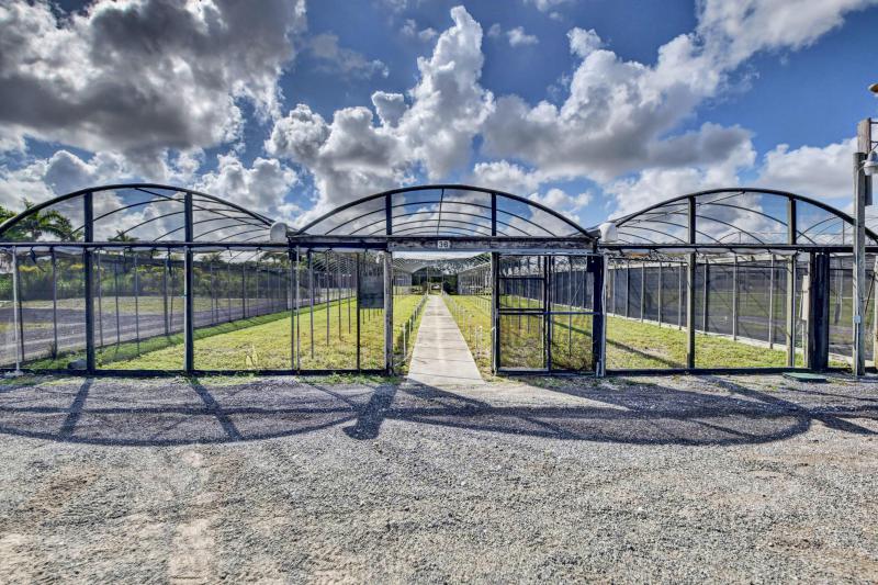  Commercial & Industrial Land Images 