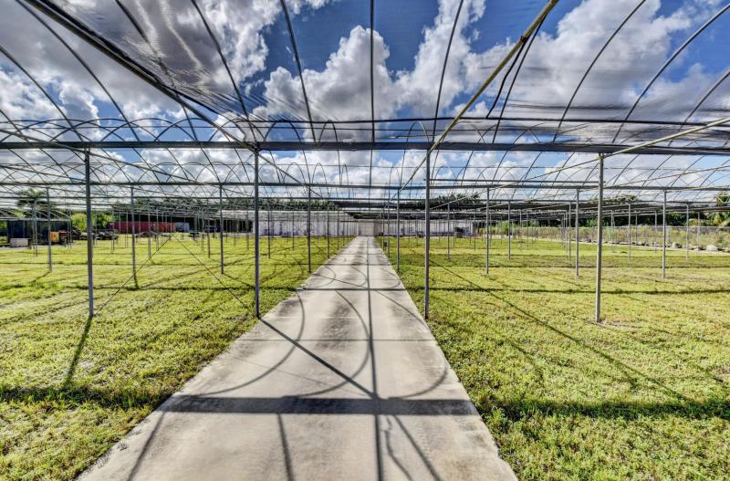  Commercial & Industrial Land Images 