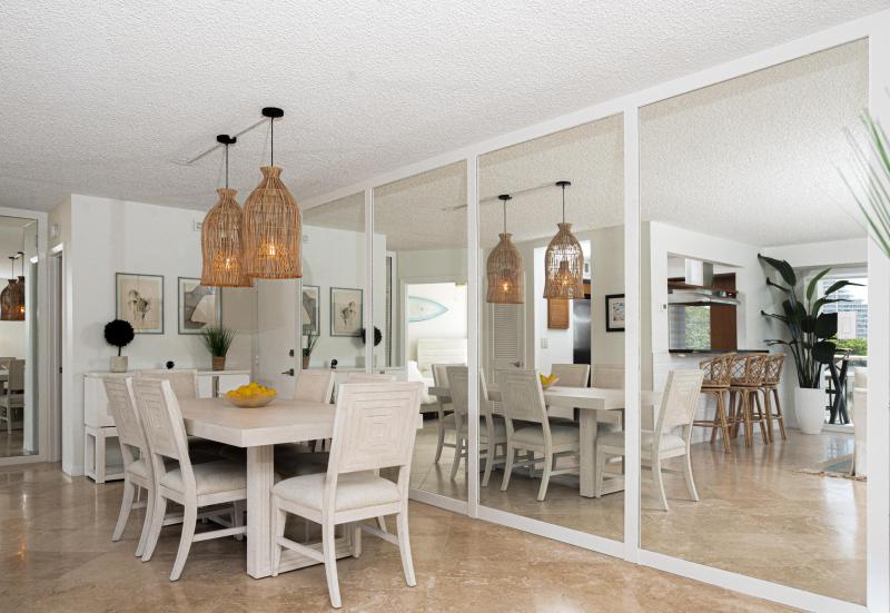  Condo & Townhome Photos