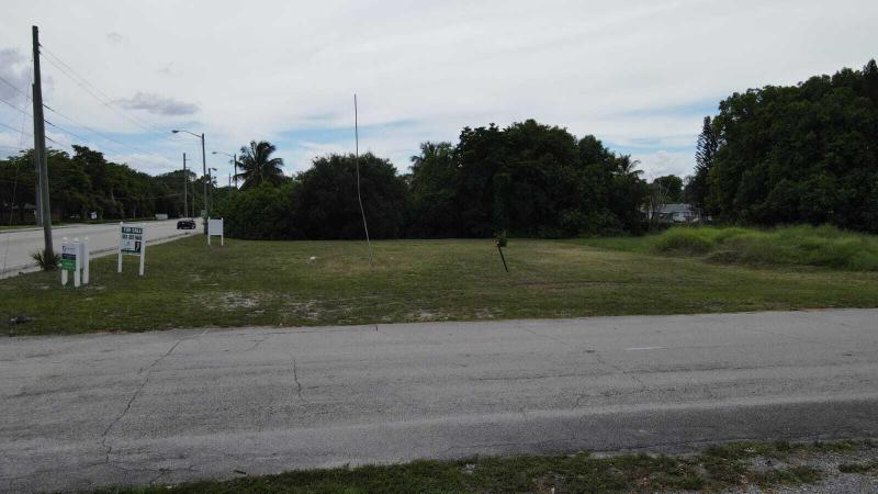  Commercial & Industrial Land Images 