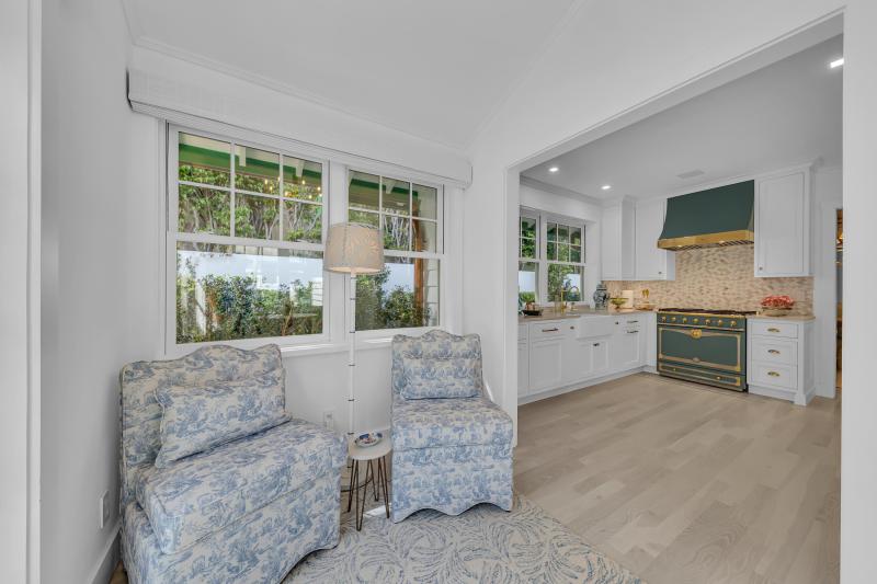  Single Family Homes Photo 19:  Palm Beach,  FL 33480