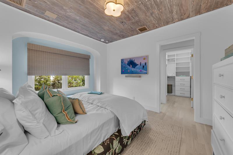  Single Family Homes Photo 26:  Palm Beach,  FL 33480