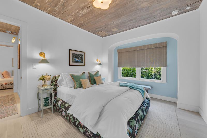  Single Family Homes Photo 27:  Palm Beach,  FL 33480