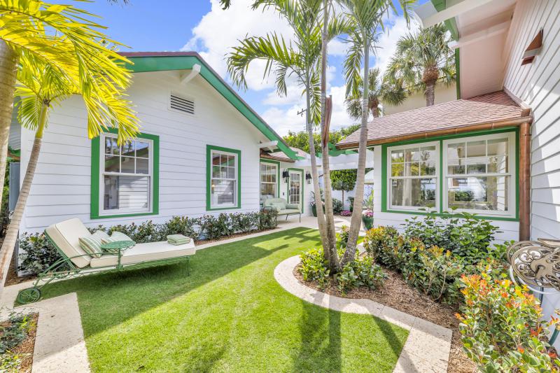  Single Family Homes Photo 34:  Palm Beach,  FL 33480