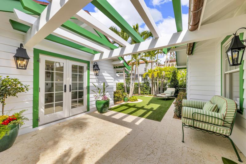  Single Family Homes Photo 35:  Palm Beach,  FL 33480