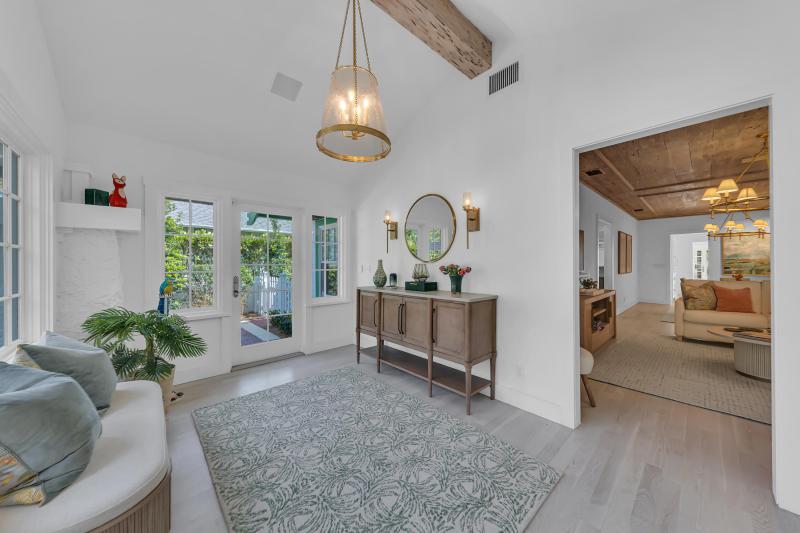  Single Family Homes Photo 5:  Palm Beach,  FL 33480