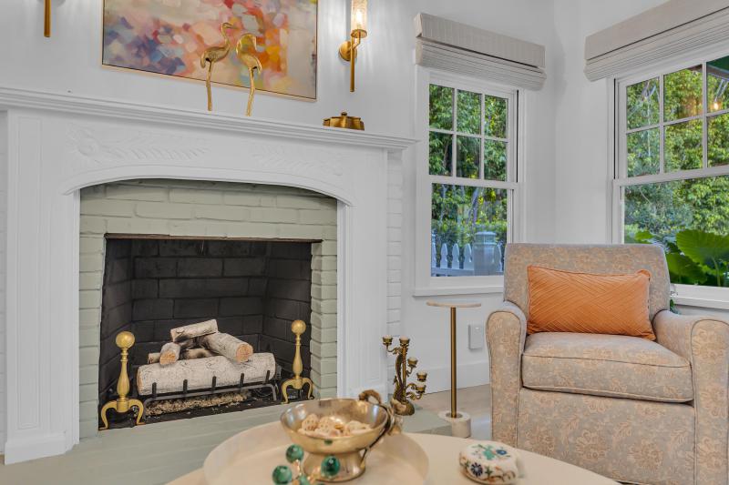  Single Family Homes Photo 8:  Palm Beach,  FL 33480