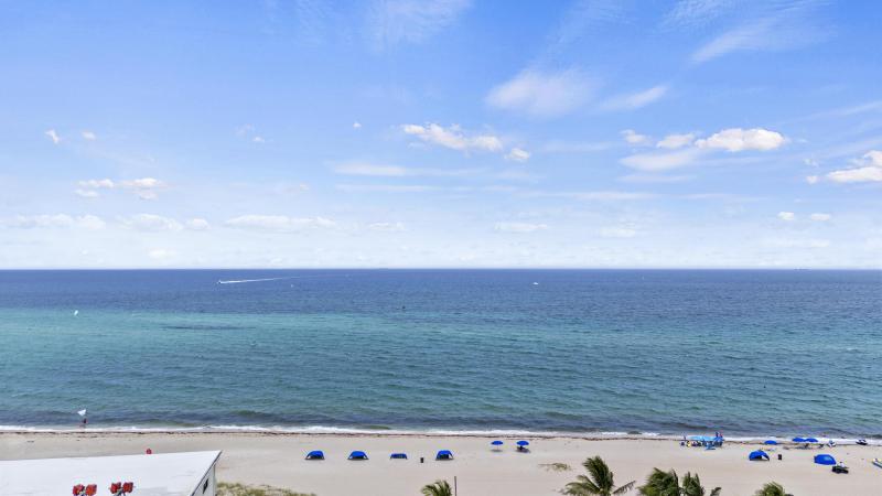  Condo & Townhome Photos