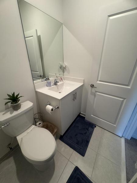  Condo & Townhome Photos
