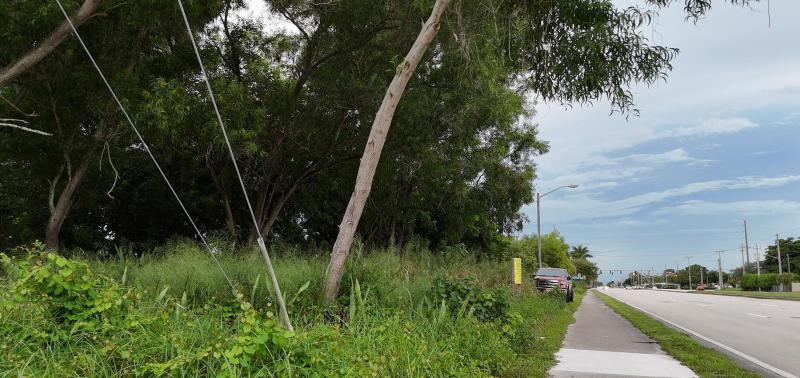  Commercial & Industrial Land Images 