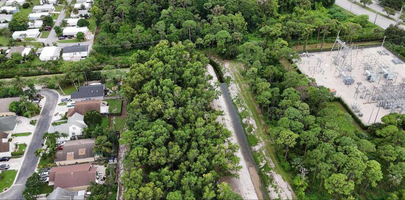  Commercial & Industrial Land Images 