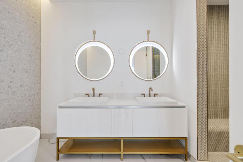  Condo & Townhome Photos