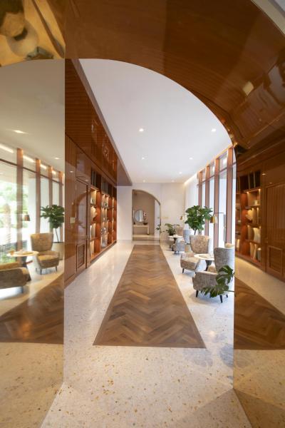  Condo & Townhome Photos