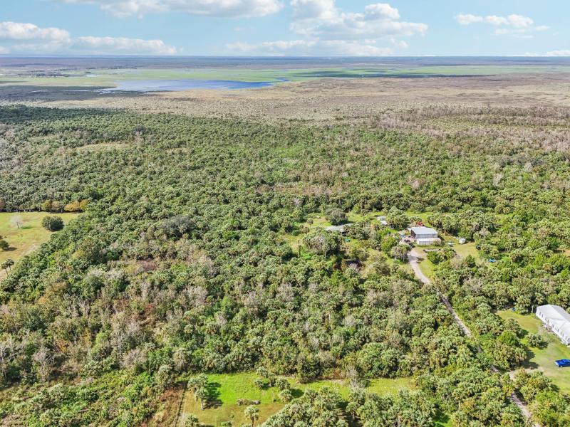  Commercial & Industrial Land Images 