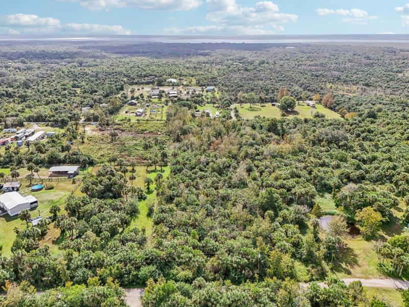  Commercial & Industrial Land Images 