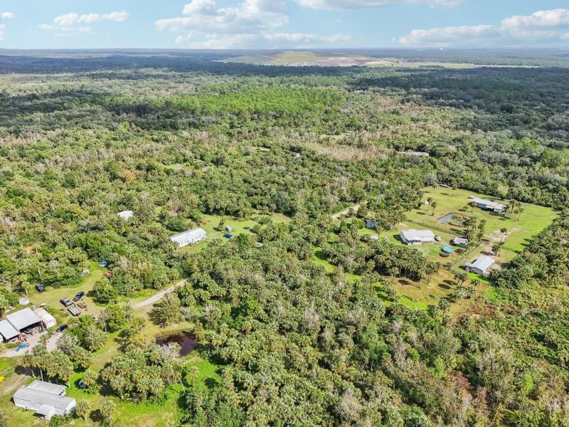  Commercial & Industrial Land Images 