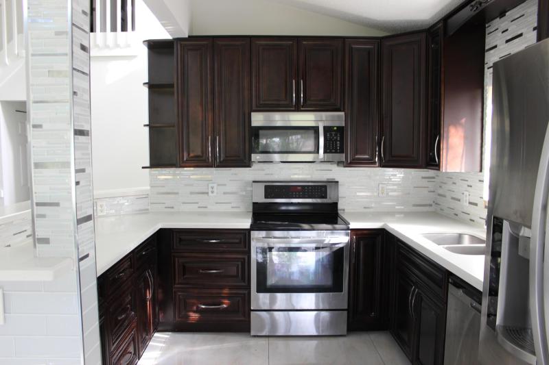  Condo & Townhome Photos