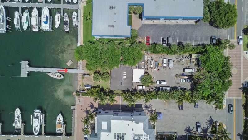  Single Family Homes Photo 15:  Palm Beach Shores,  FL 33404