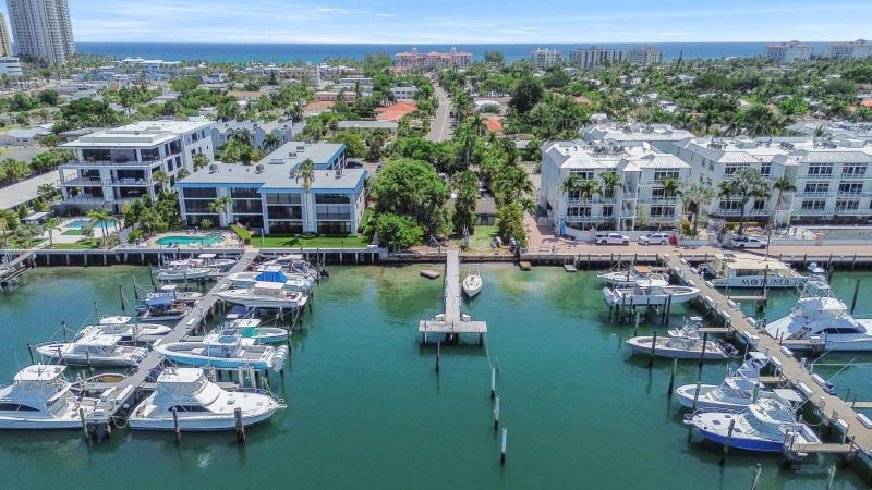 Single Family Homes Photo 5:  Palm Beach Shores,  FL 33404