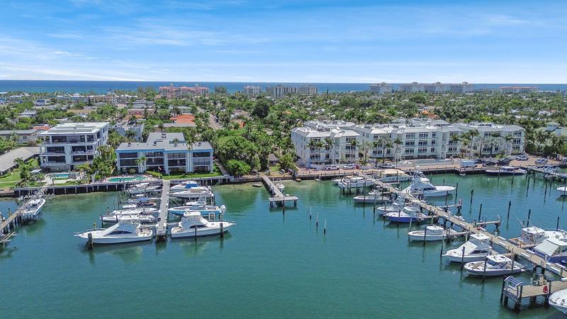  Single Family Homes Photo 7:  Palm Beach Shores,  FL 33404