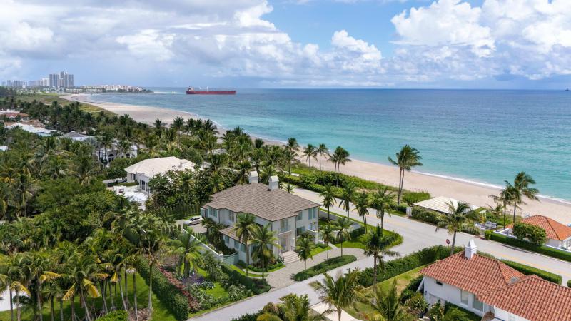  Single Family Homes Photo 3:  Palm Beach,  FL 33480