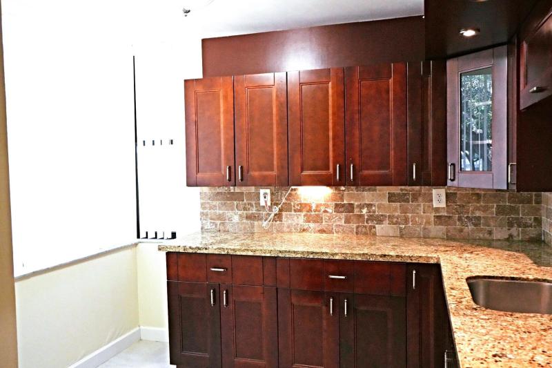  Condo & Townhome Photos