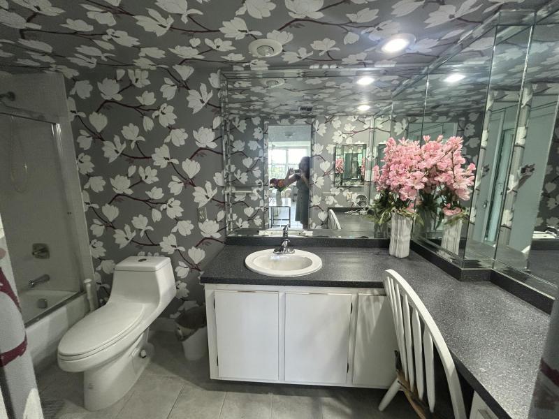  Condo & Townhome Photos