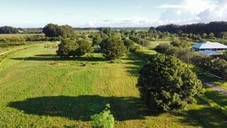  Commercial & Industrial Land Images 