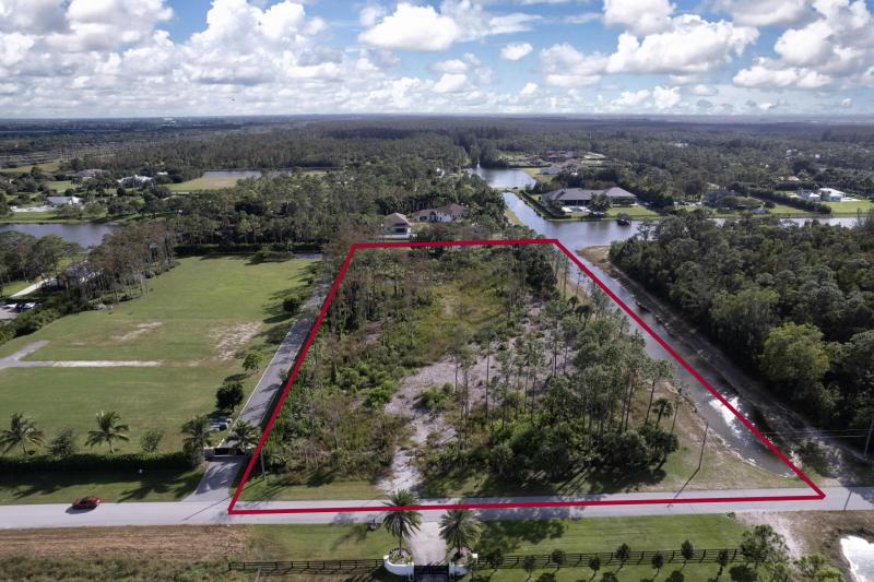  Commercial & Industrial Land Images 