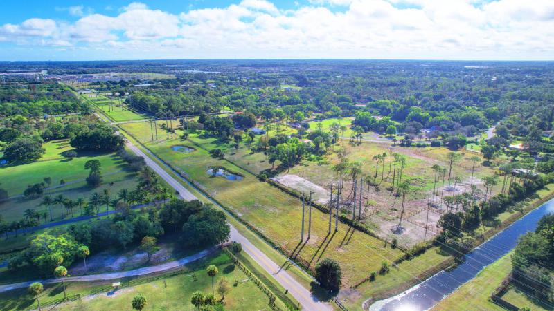  Commercial & Industrial Land Images 