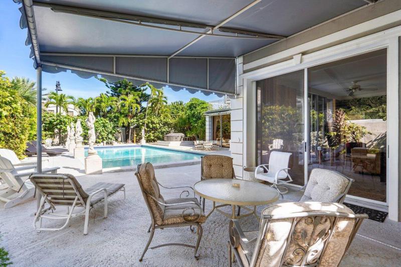  Single Family Homes Photo 38:  Palm Beach,  FL 33480