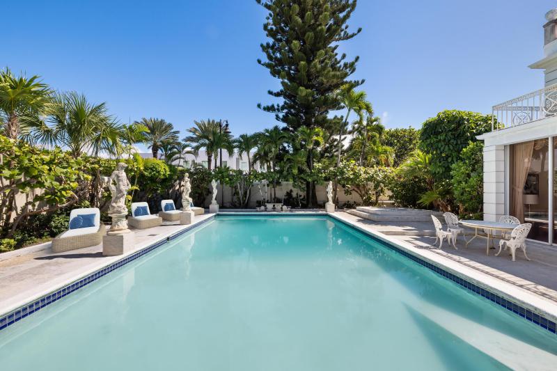  Single Family Homes Photo 6:  Palm Beach,  FL 33480