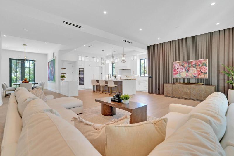  Single Family Homes Photo 11:  West Palm Beach,  FL 33405