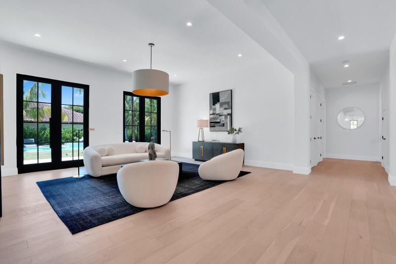  Single Family Homes Photo 5:  West Palm Beach,  FL 33405