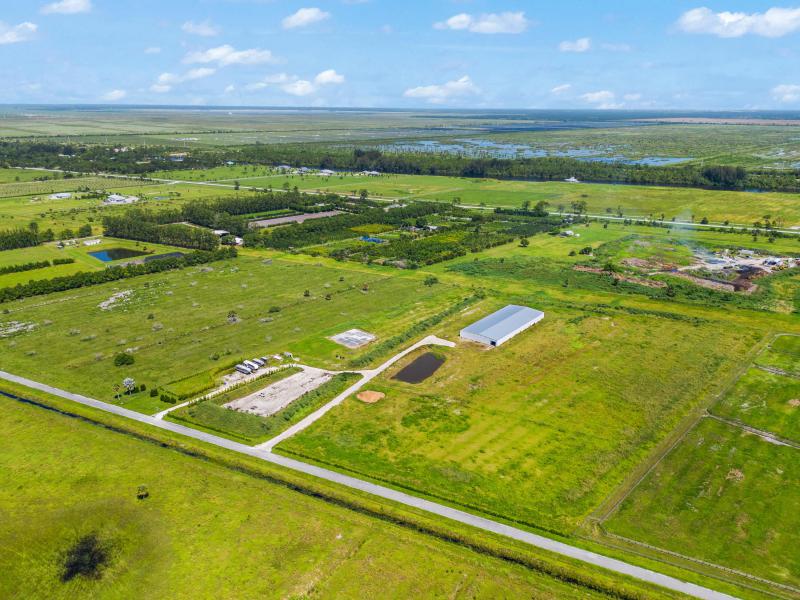  Commercial & Industrial Land Images 