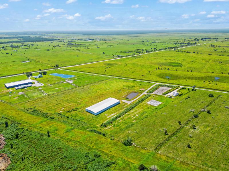  Commercial & Industrial Land Images 