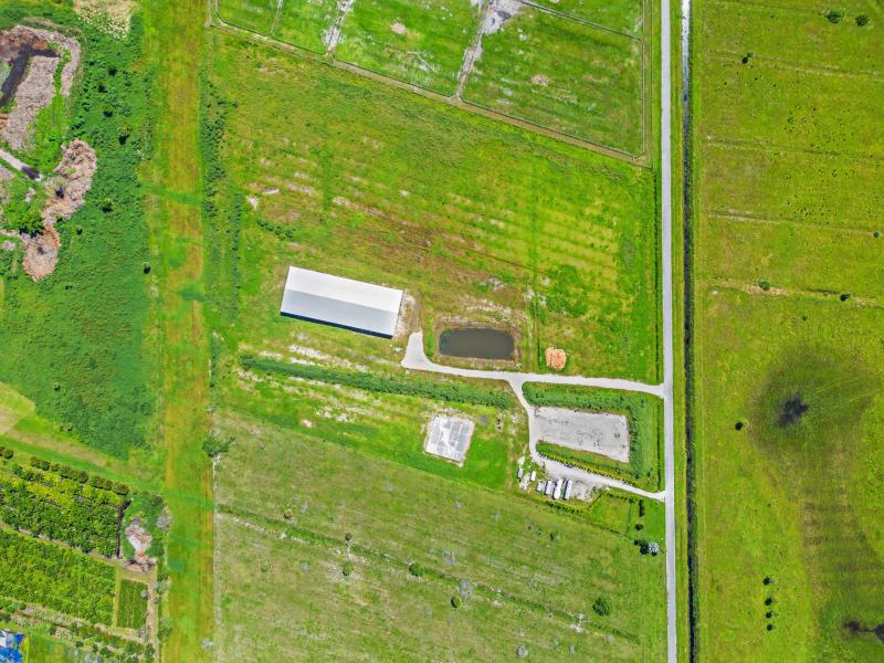 Commercial & Industrial Land Images 
