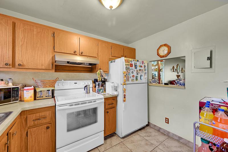  Condo & Townhome Photos