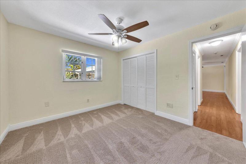  Single Family Homes Photo 16:  Coral Springs,  FL 33065