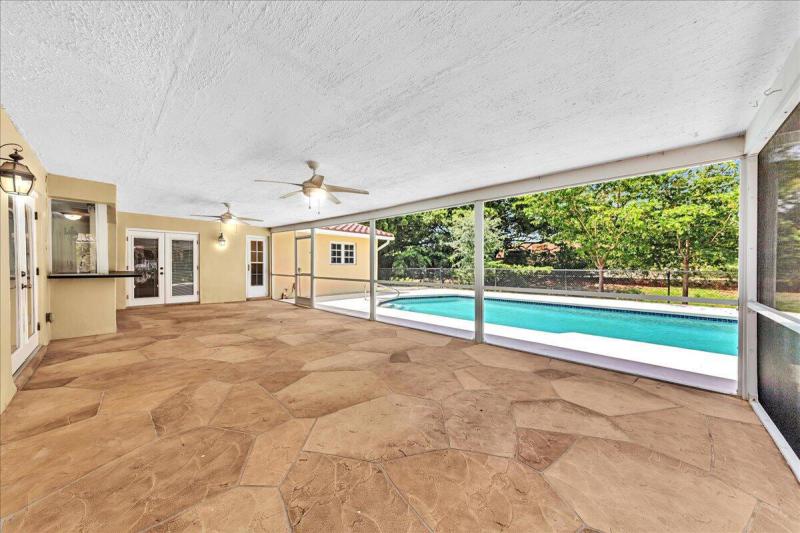 Single Family Homes Photo 19:  Coral Springs,  FL 33065