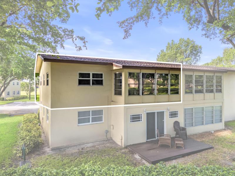  Condo & Townhome Photos