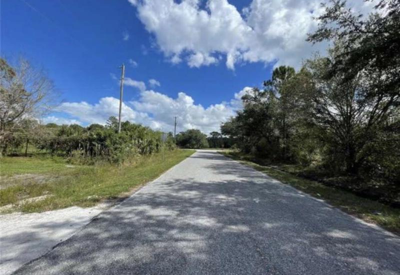  Commercial & Industrial Land Images 