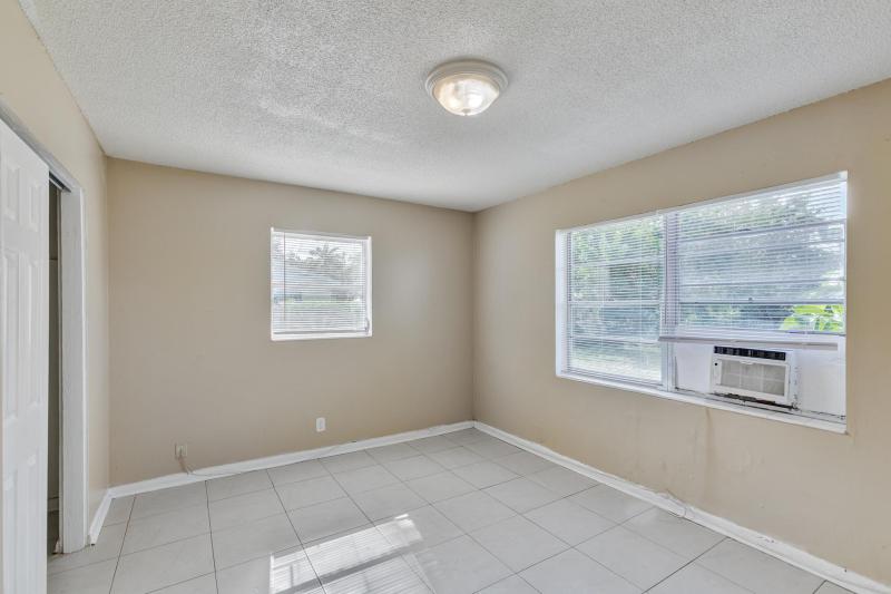 Duplex, Triplex and Fourplex Images